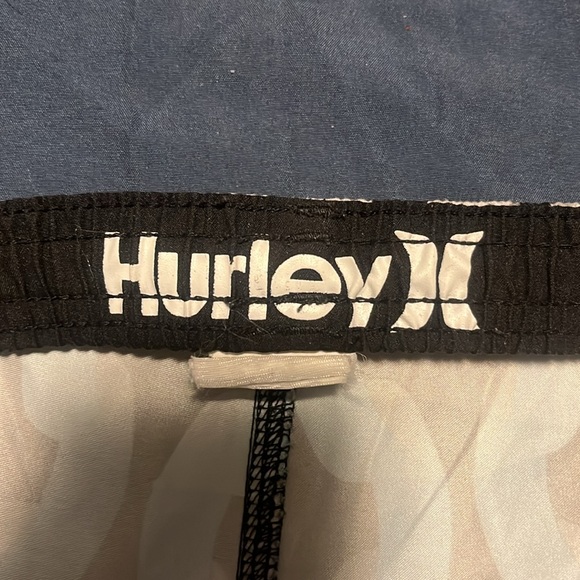 Hurley shorts - Picture 5 of 7